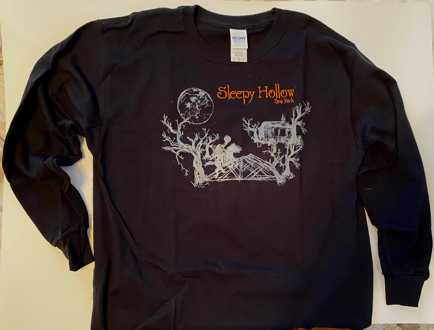 #11 Tee Long Spooky Hollow T-Shirt, black Long Sleeve